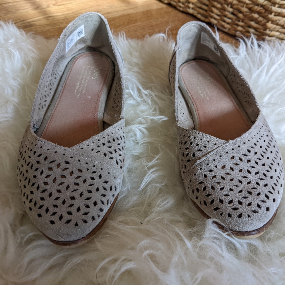 Toms perforated suede flats